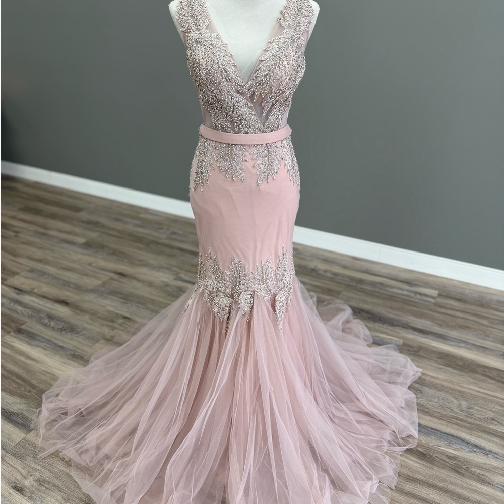 Terani Couture Dusty Pink Lace Formal Gown 231P0189